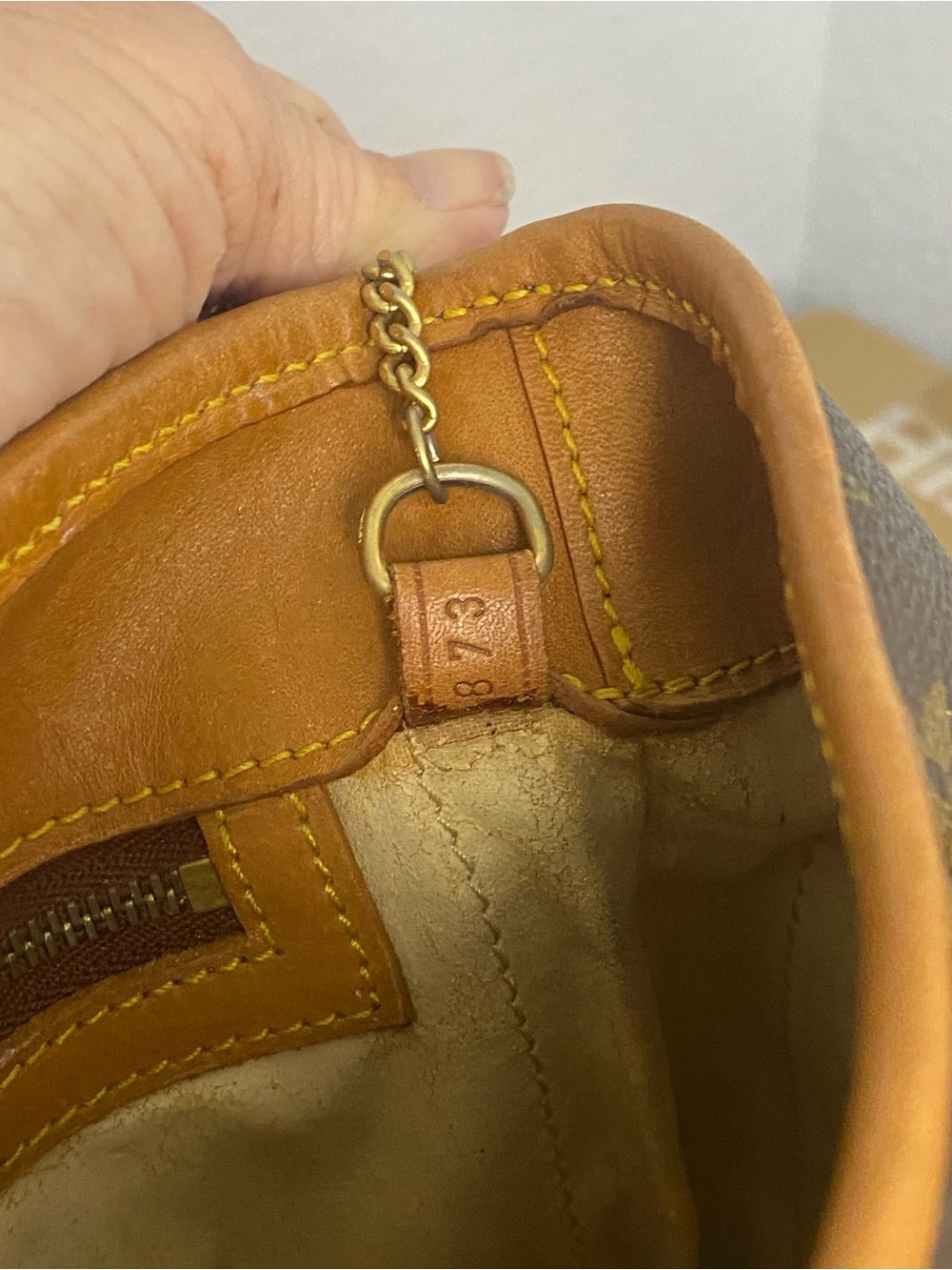 Louis Vuitton Monogram Vintage PM Bucket Bag in Brown and Tan Leather - Picture 14 of 16